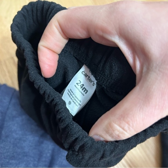 24 Months Boys Pants Bundle Blue Black Denim Like Sweatpants Stretchy Carters - Picture 4 of 5
